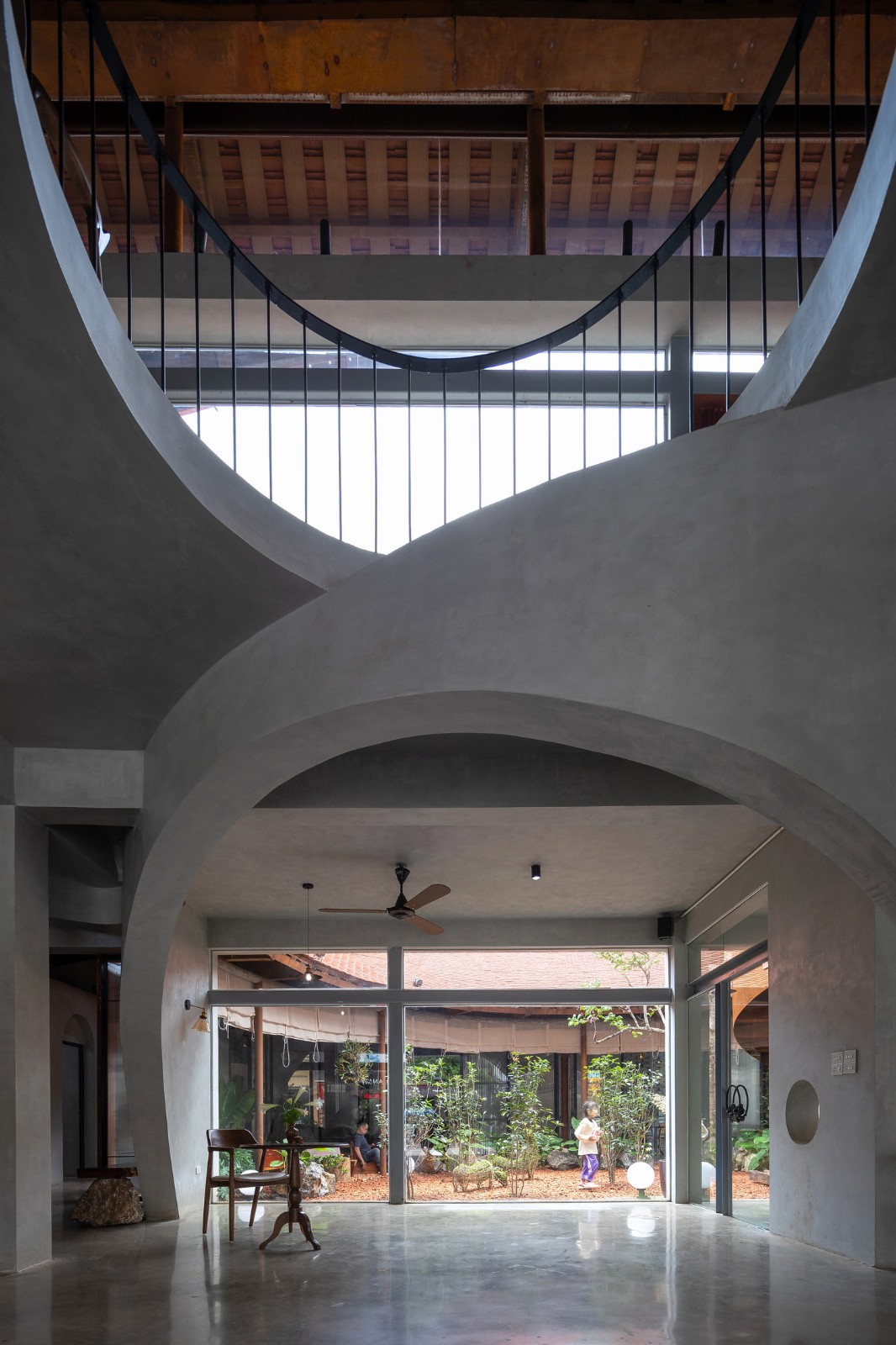 BIM建筑|May 咖啡厅和面包店 / FeA