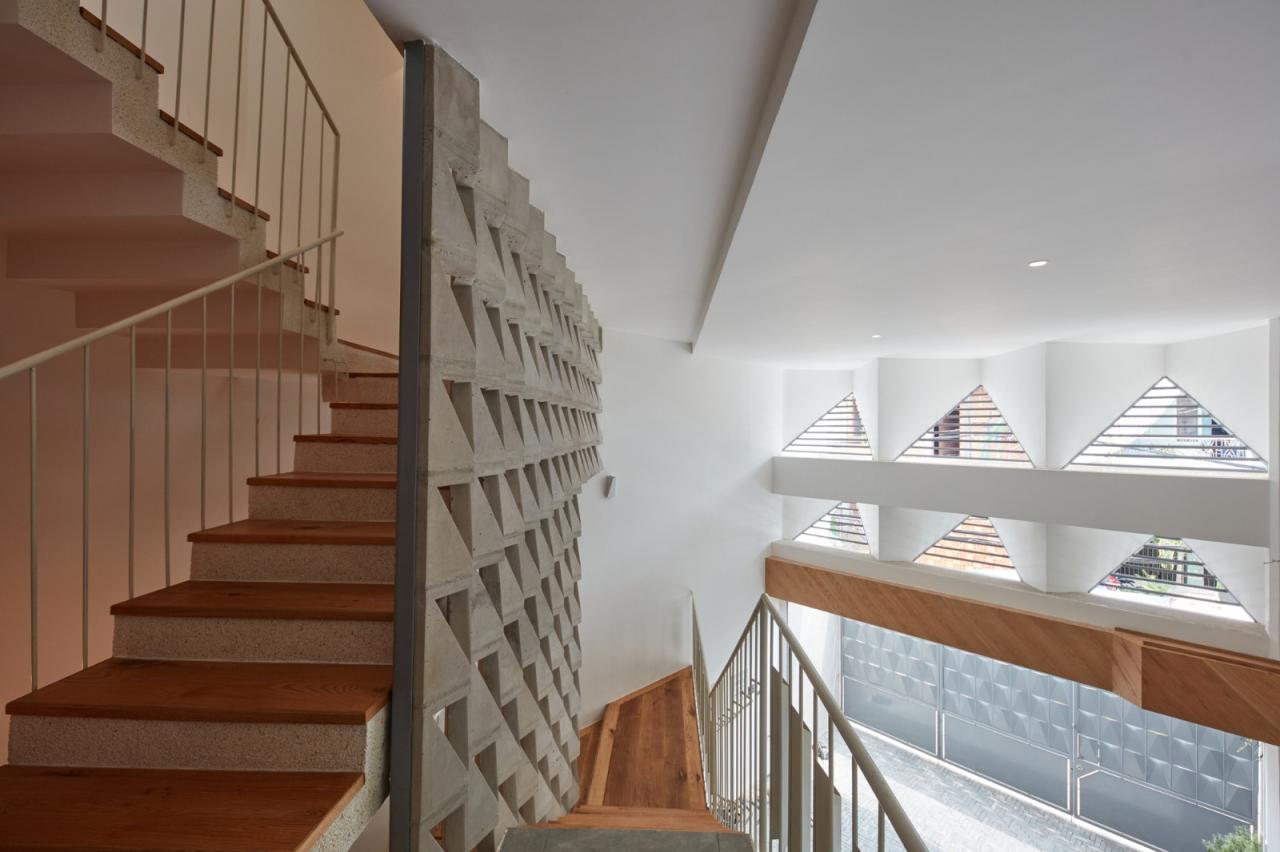 BIM建筑|三角形之家 / Khuon Studio