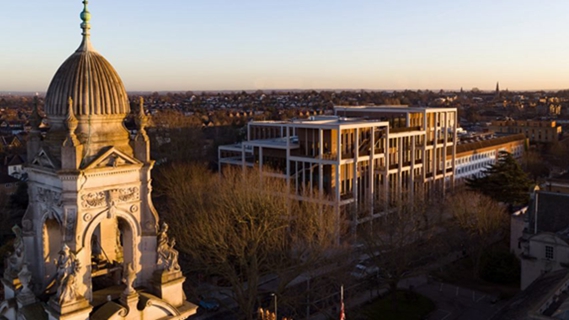 BIM建筑|格拉夫顿的“城镇房”荣获2022年密斯·凡德罗奖