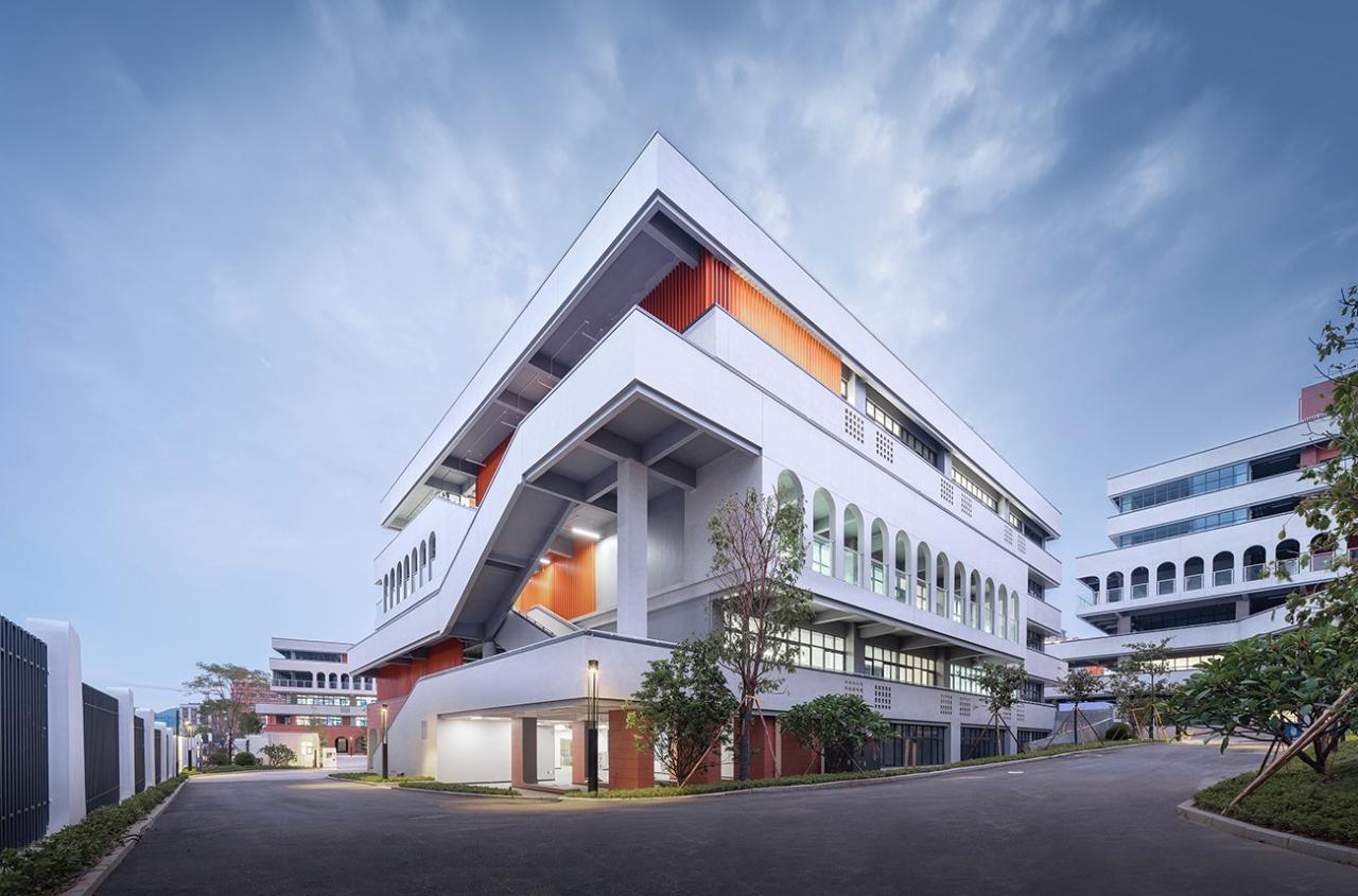 BIM建筑|台山市广旭实验学校 / 象外营造工作室