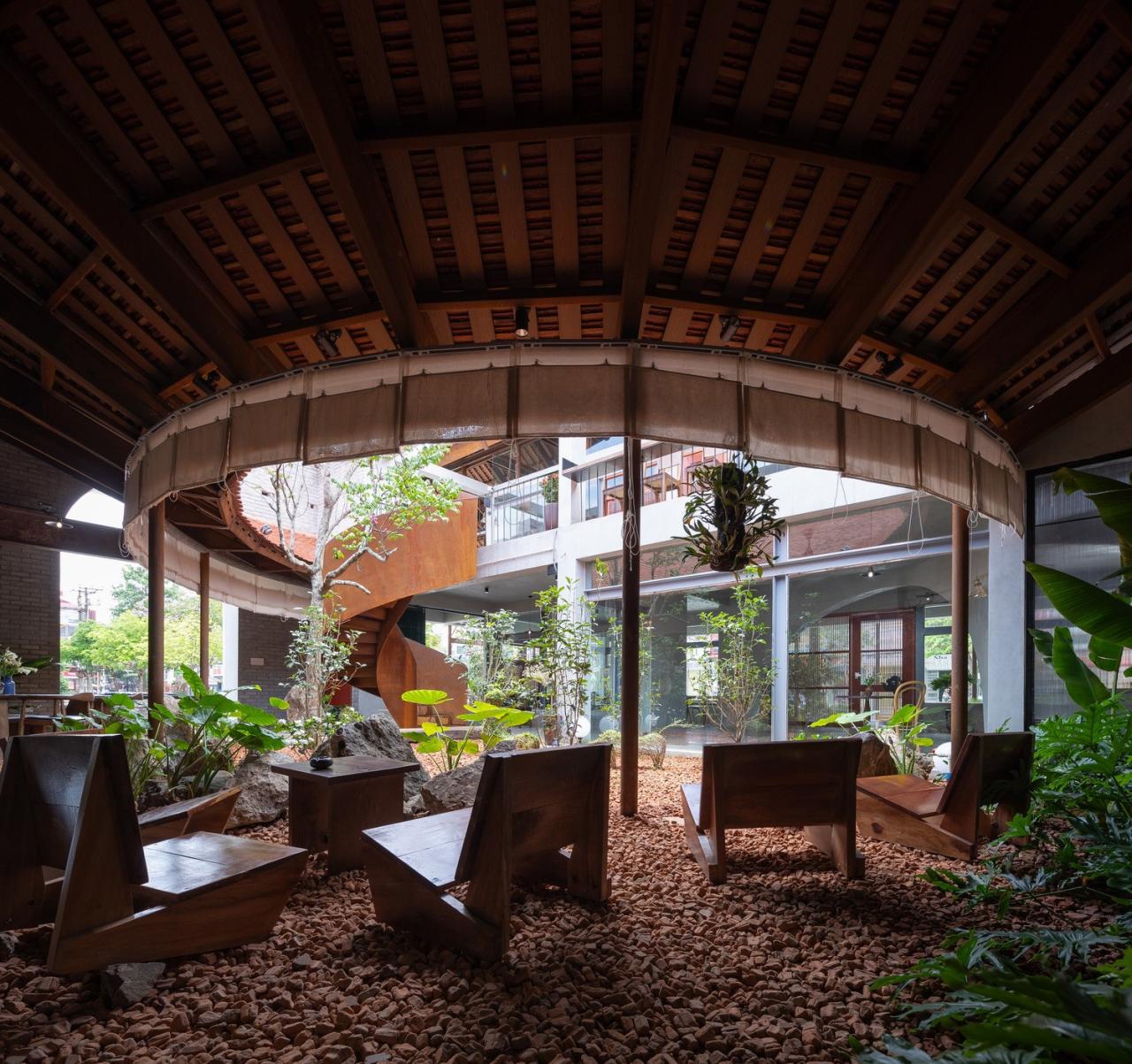 BIM建筑|May 咖啡厅和面包店 / FeA