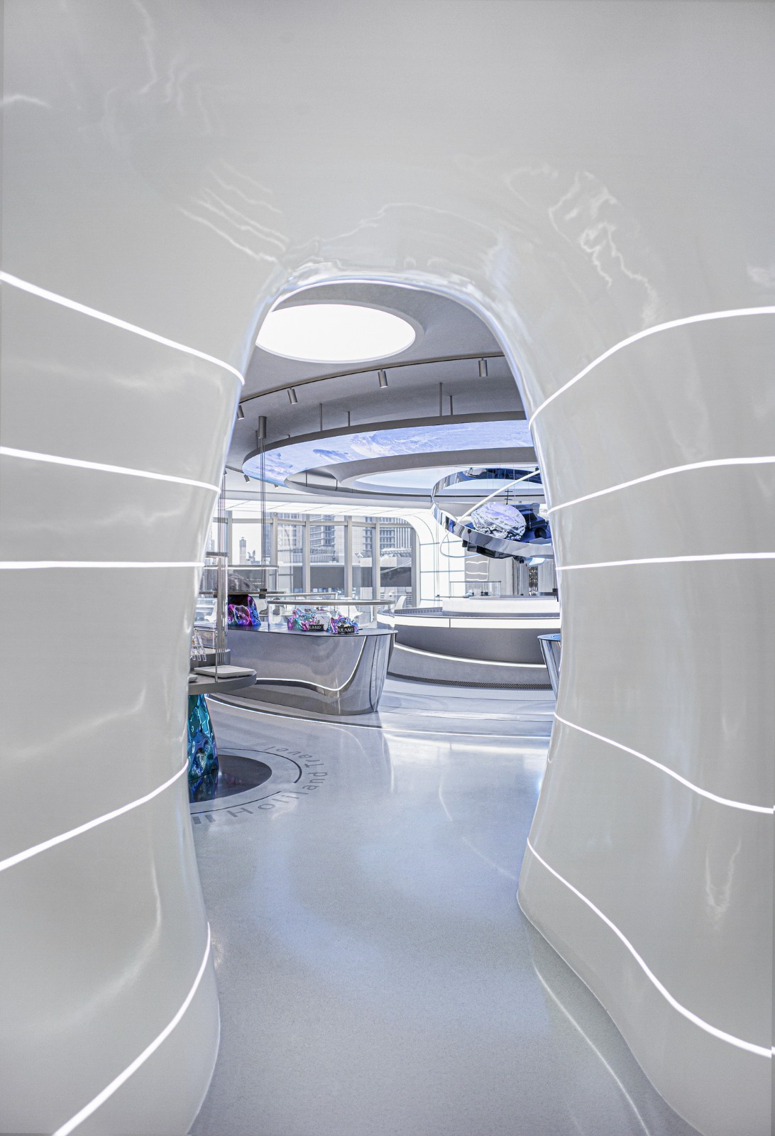 BIM建筑|HOLILAND TRAVEL：平行宇宙的未来叙事主义 / SLT设计咨询有限公司