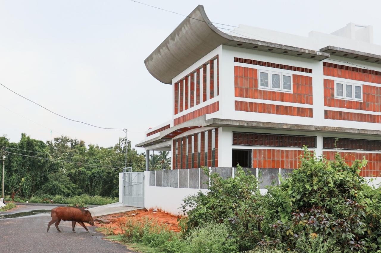 BIM建筑|印度 Coimbatore 修行中心 / Masonry of Architects