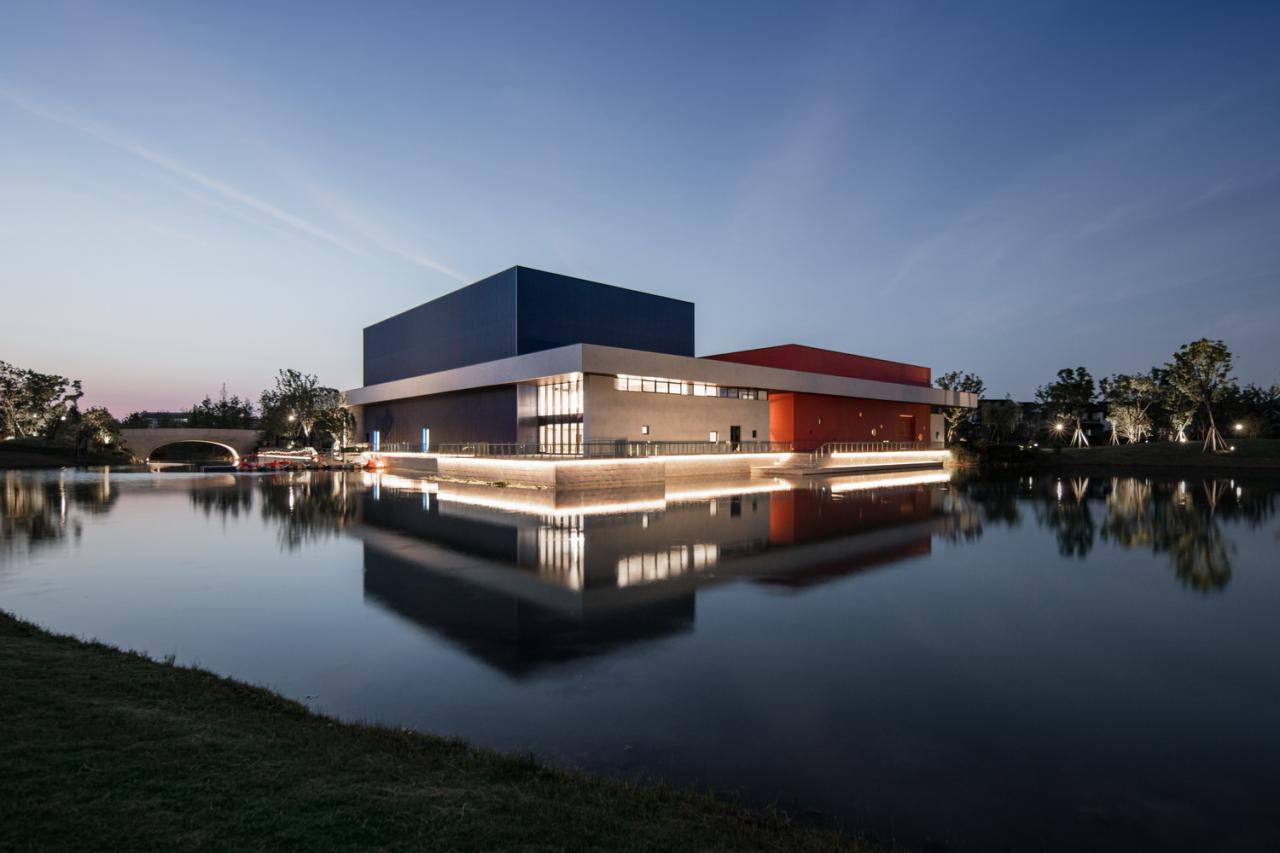 BIM建筑|乐活集盒：南京雅达 · 子罗城 / line+建筑事务所、gad