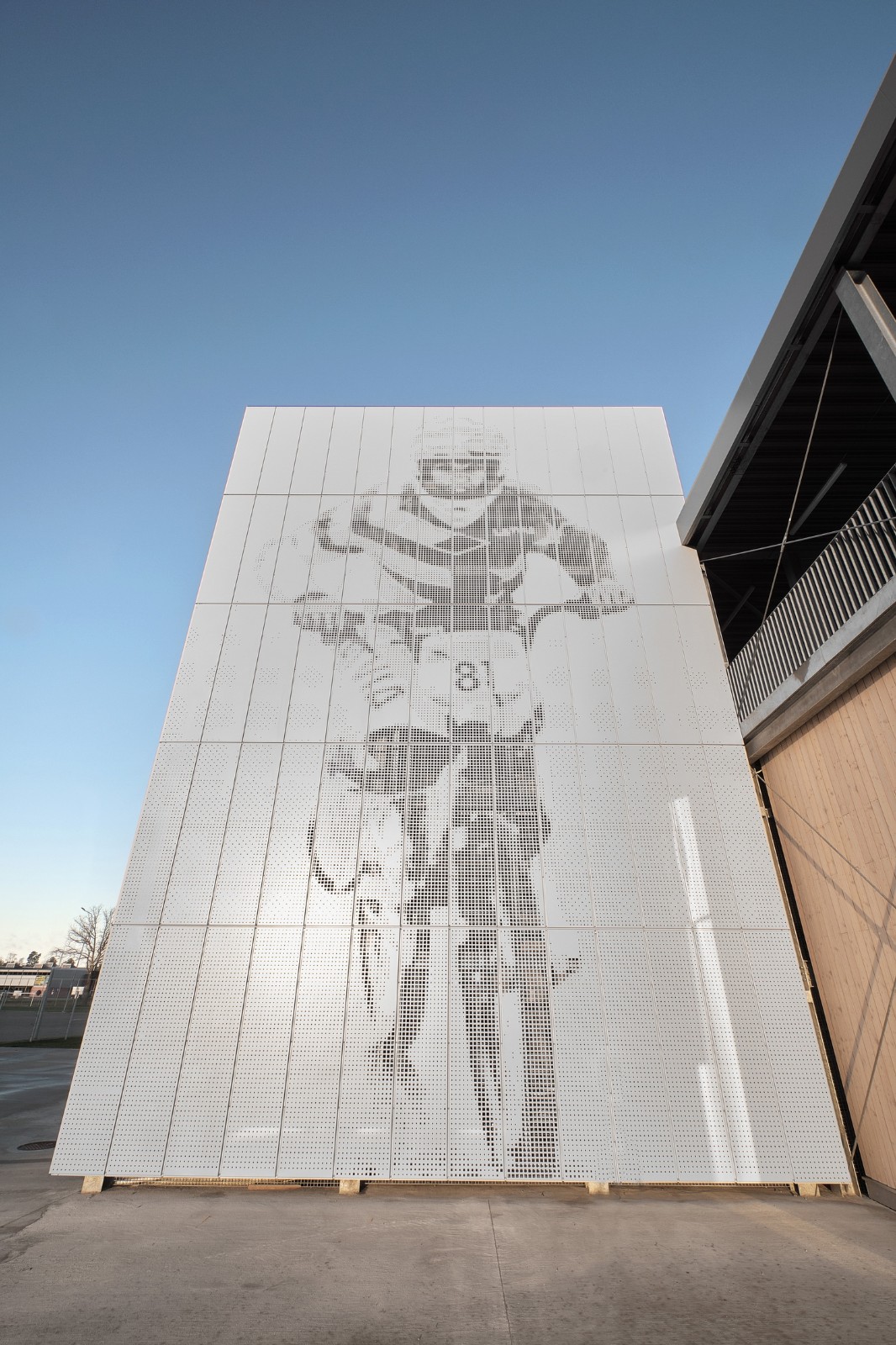 BIM建筑|奥运冠军 Maris Strombergs 的 BMX 赛道 / Balta Istaba