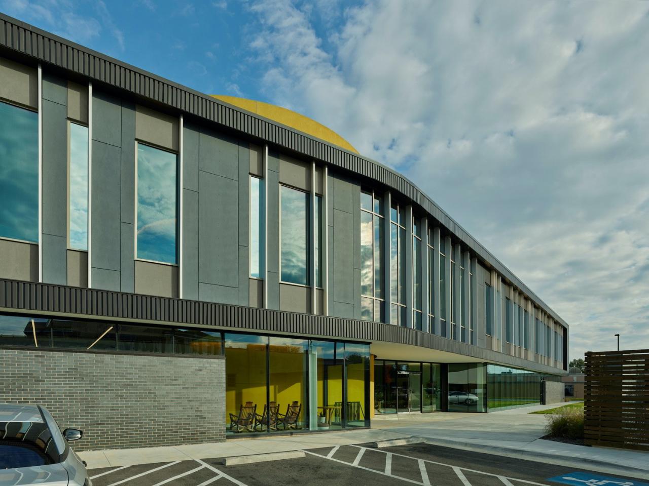 BIM建筑|派恩布拉夫总图书馆 / Polk Stanley Wilcox Architects