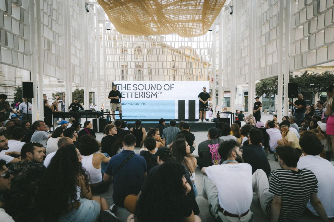 BIM建筑|可拆卸陶瓷结构，瓦伦西亚集市场馆 / Miguel Arraiz + Arqueha