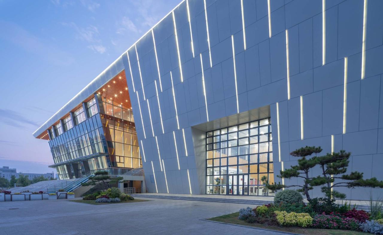 BIM建筑|响水文化艺术中心 / ATAH介景建筑