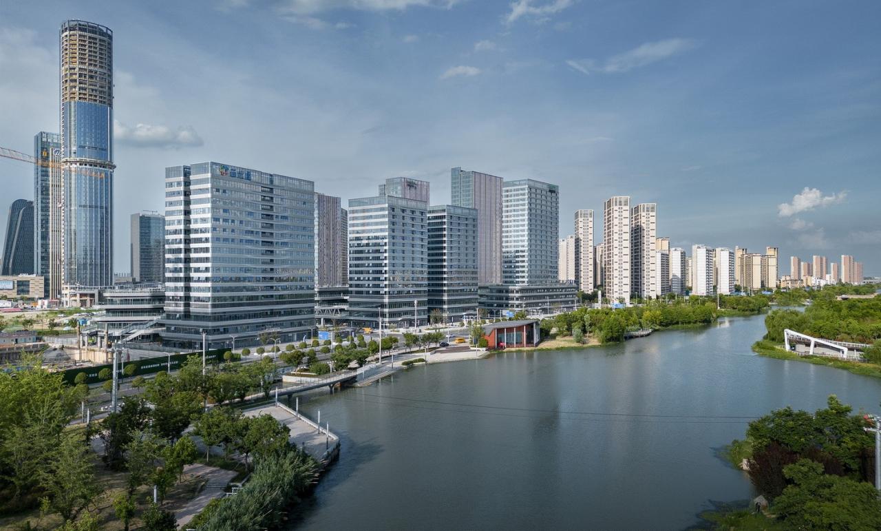 BIM建筑|Moc芯光里·苏州高铁新城复合商业街区 / 简和建筑