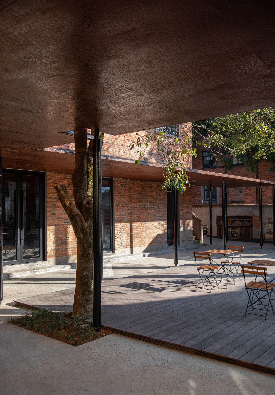 BIM建筑|龙游溪口镇乡村未来社区圃舍·溪口共享民宿 / 上海严旸建筑设计工作室