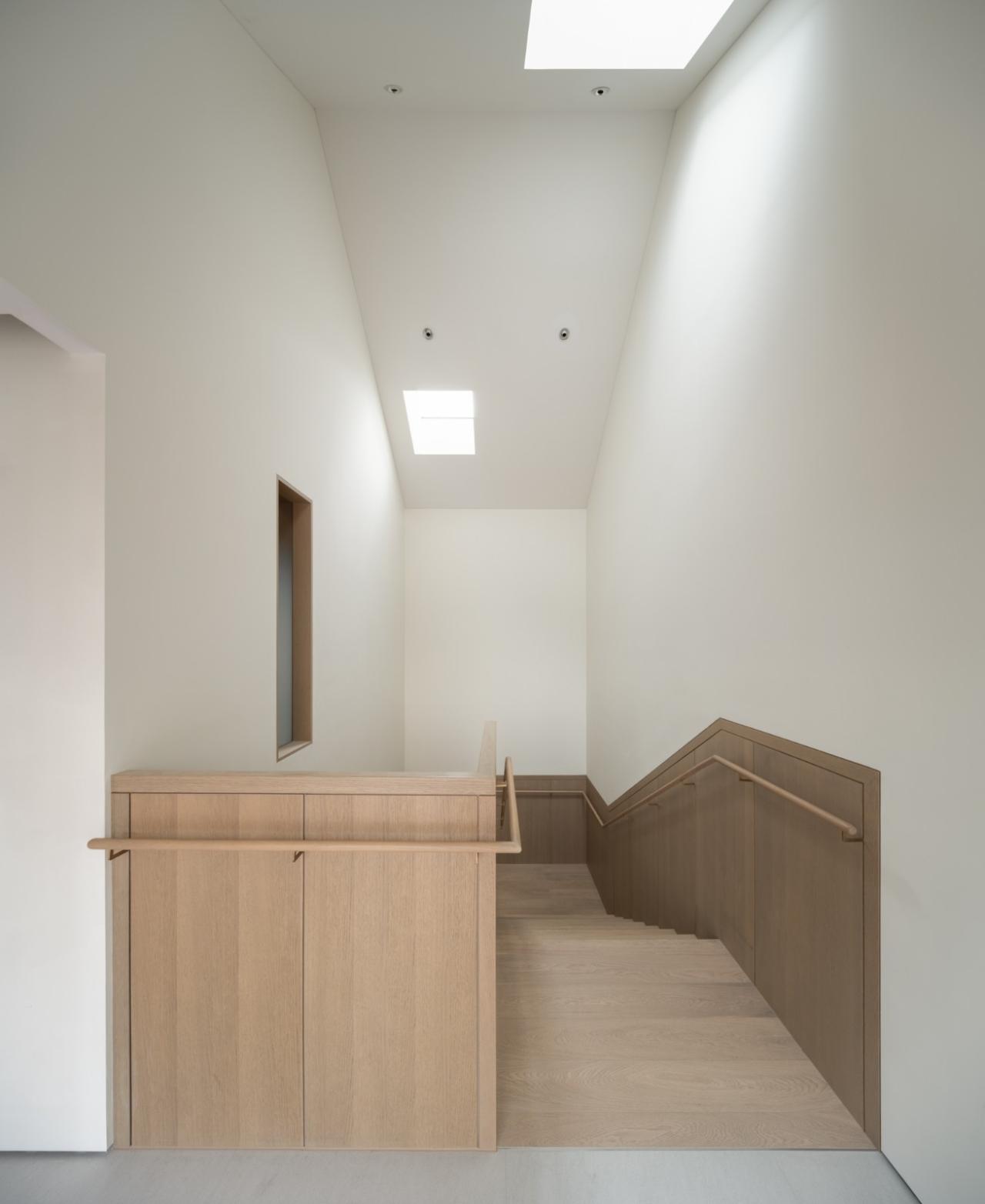 BIM建筑|融新于旧，与时并进：济南蔚来中心 / LUKSTUDIO芝作室