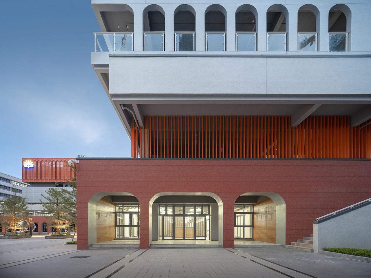 BIM建筑|台山市广旭实验学校 / 象外营造工作室