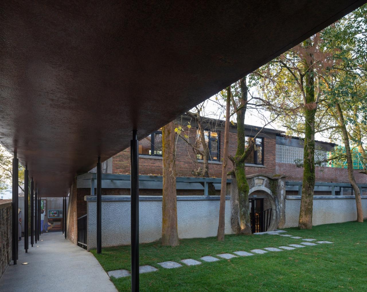 BIM建筑|龙游溪口镇乡村未来社区圃舍·溪口共享民宿 / 上海严旸建筑设计工作室