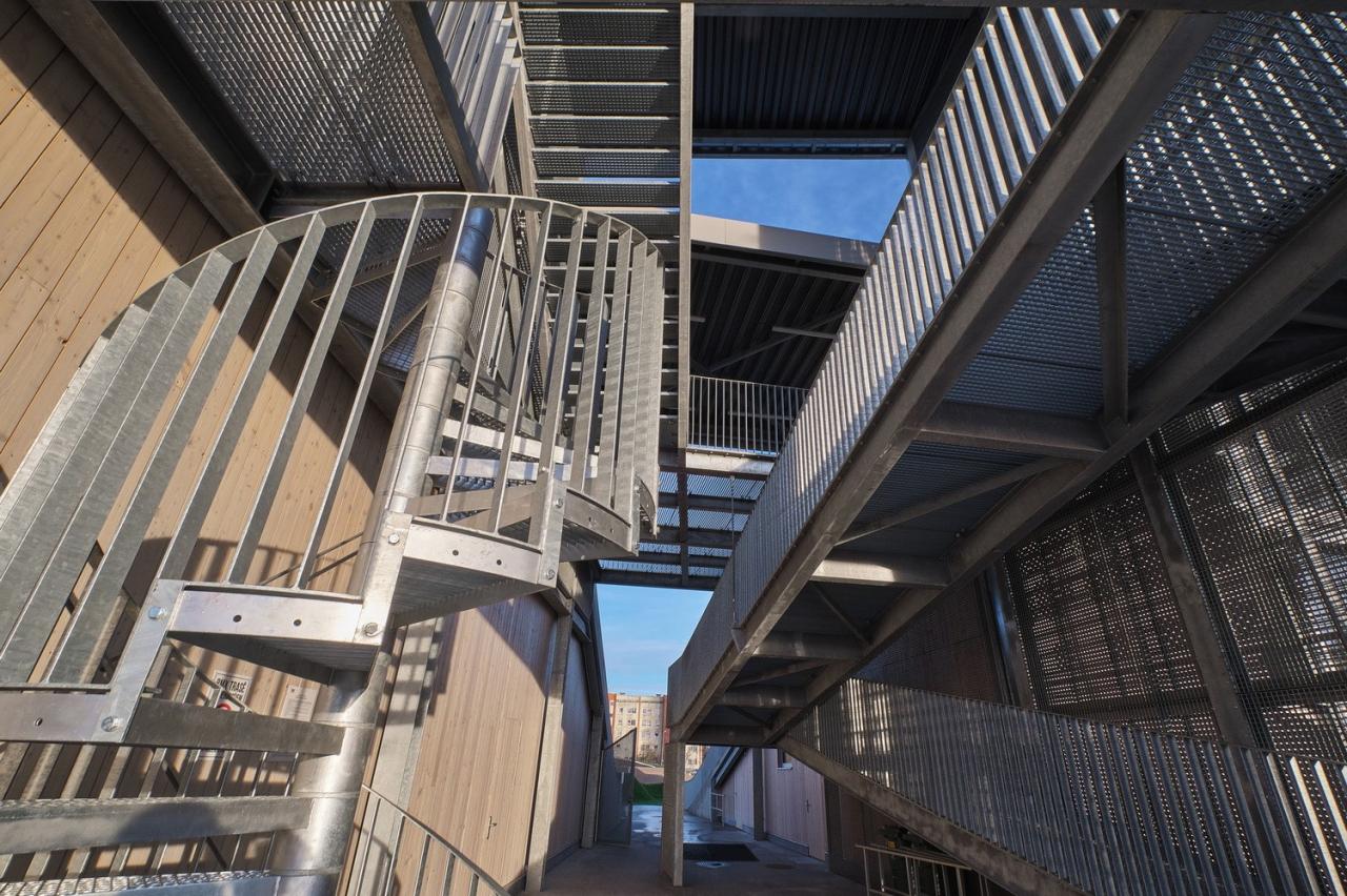 BIM建筑|奥运冠军 Maris Strombergs 的 BMX 赛道 / Balta Istaba