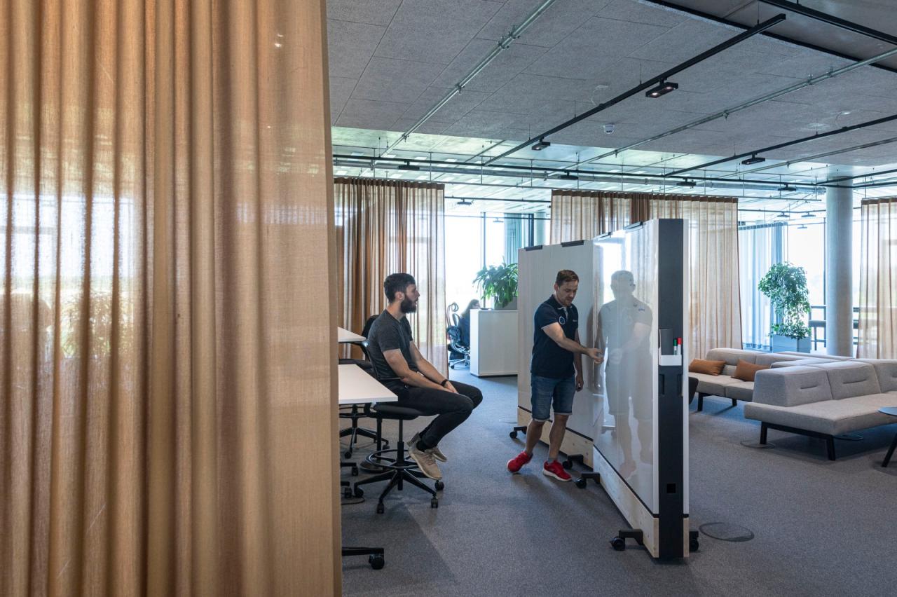 BIM建筑|随太阳路径开合窗帘，baramundi 总部 / 海茵建筑