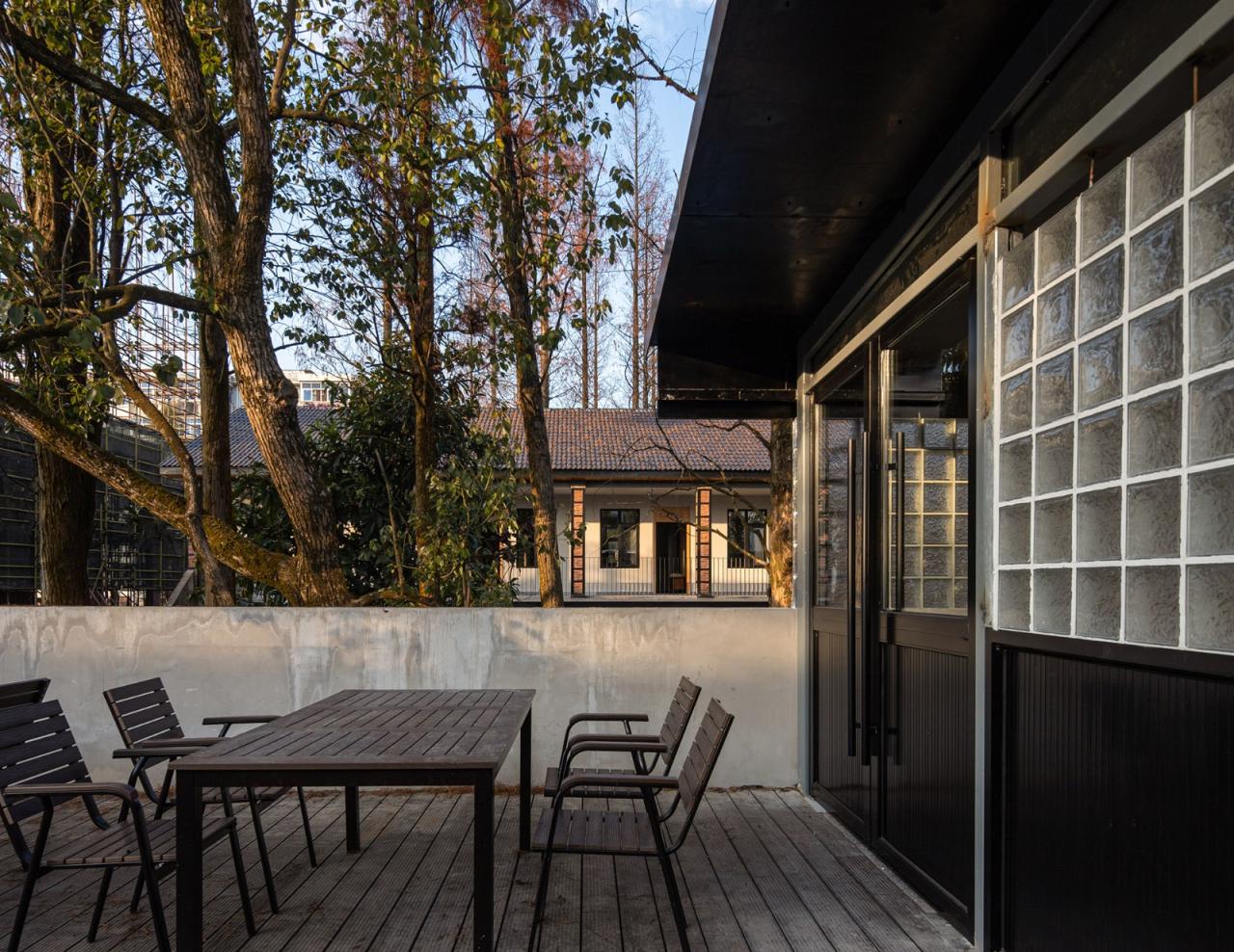 BIM建筑|龙游溪口镇乡村未来社区圃舍·溪口共享民宿 / 上海严旸建筑设计工作室