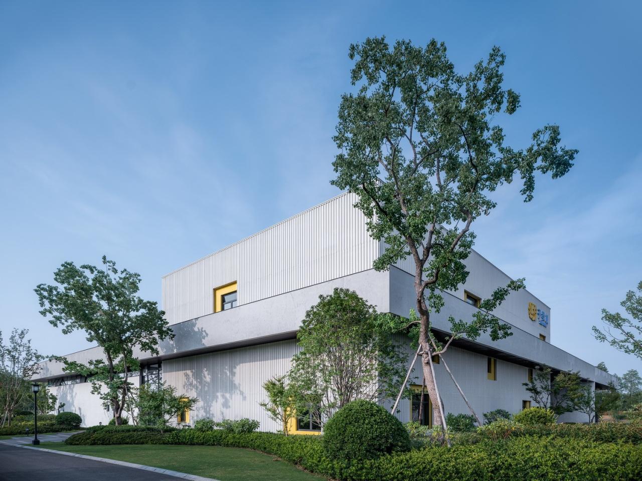 BIM建筑|乐活集盒：南京雅达 · 子罗城 / line+建筑事务所、gad