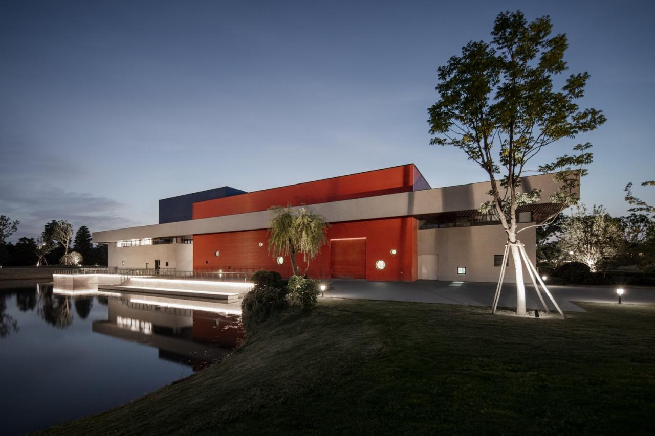 BIM建筑|乐活集盒：南京雅达 · 子罗城 / line+建筑事务所、gad