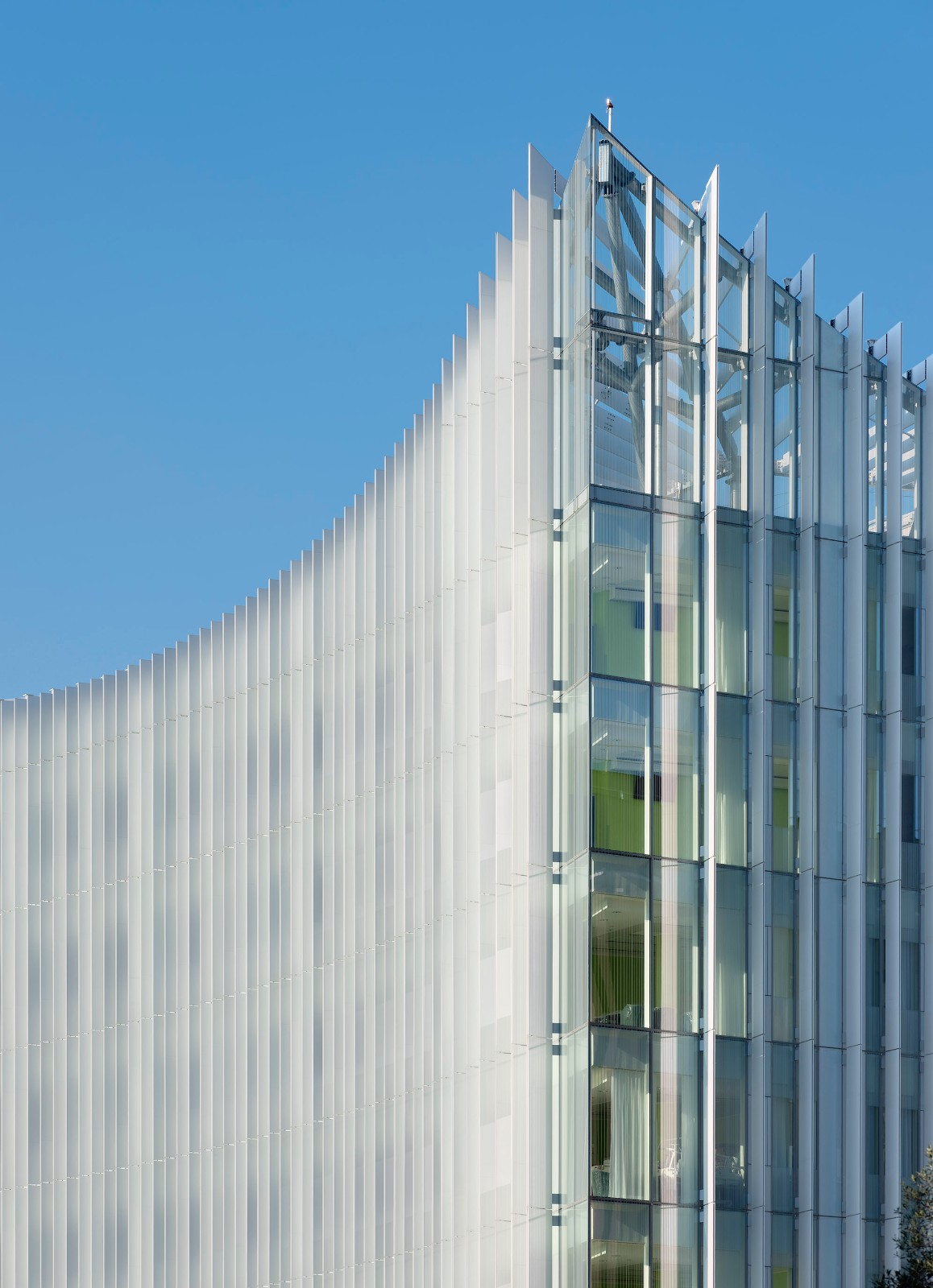 BIM建筑|会吸霾的医院：米兰圣拉斐尔医院新外科和急救中心 / MCA建筑事务所