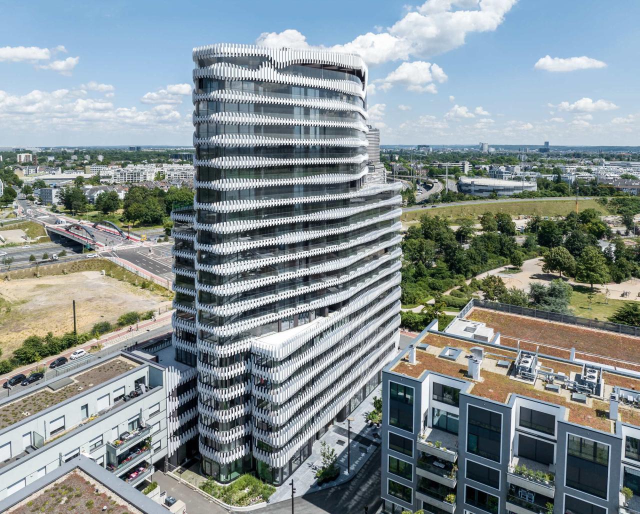 BIM建筑|RKM740“拉链” 塔楼 / J. Mayer H. Architects