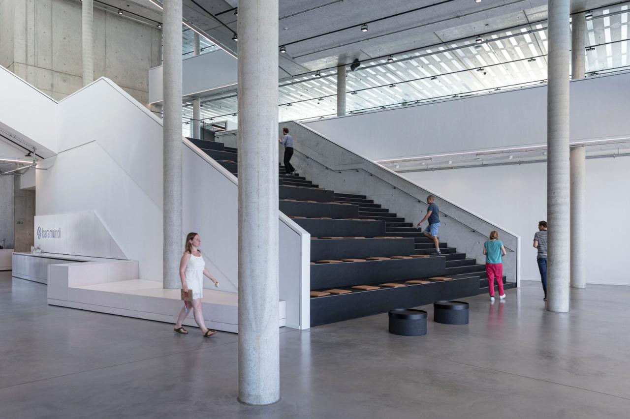 BIM建筑|随太阳路径开合窗帘，baramundi 总部 / 海茵建筑