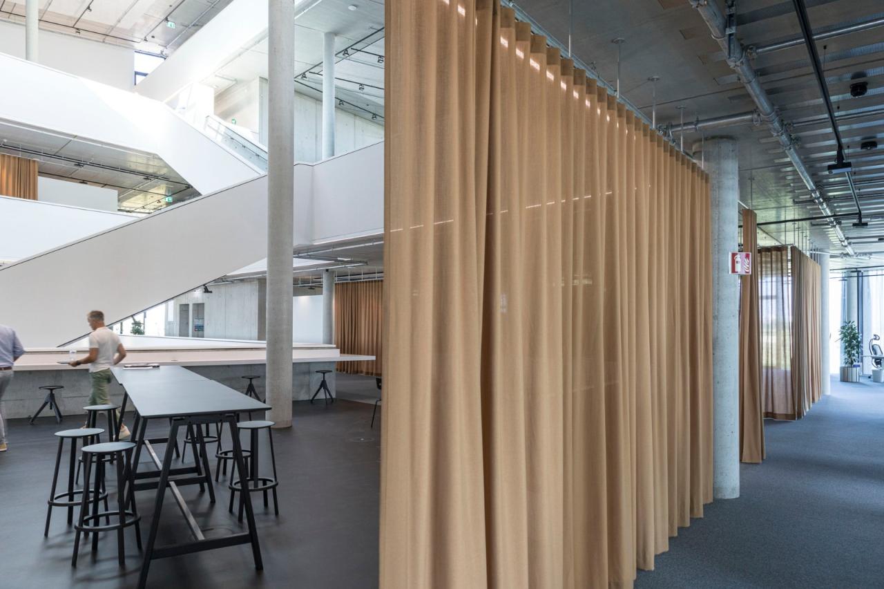 BIM建筑|随太阳路径开合窗帘，baramundi 总部 / 海茵建筑