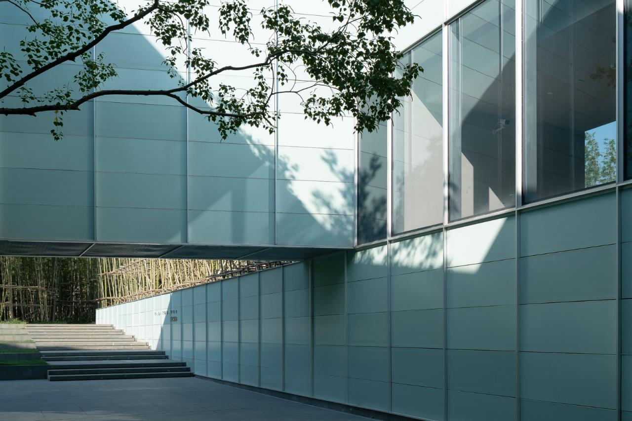 BIM建筑|雅达剧院：山林与舞台 / goa大象设计