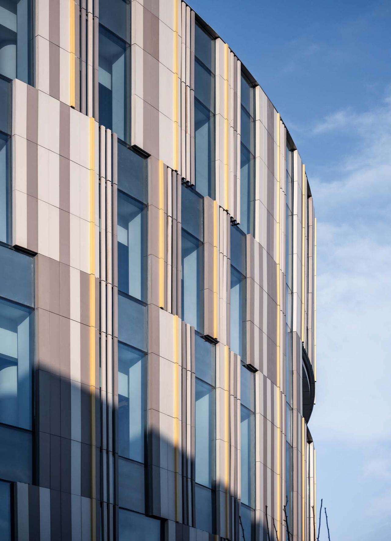 BIM建筑|西交利物浦大学太仓校区 / HPP Architects