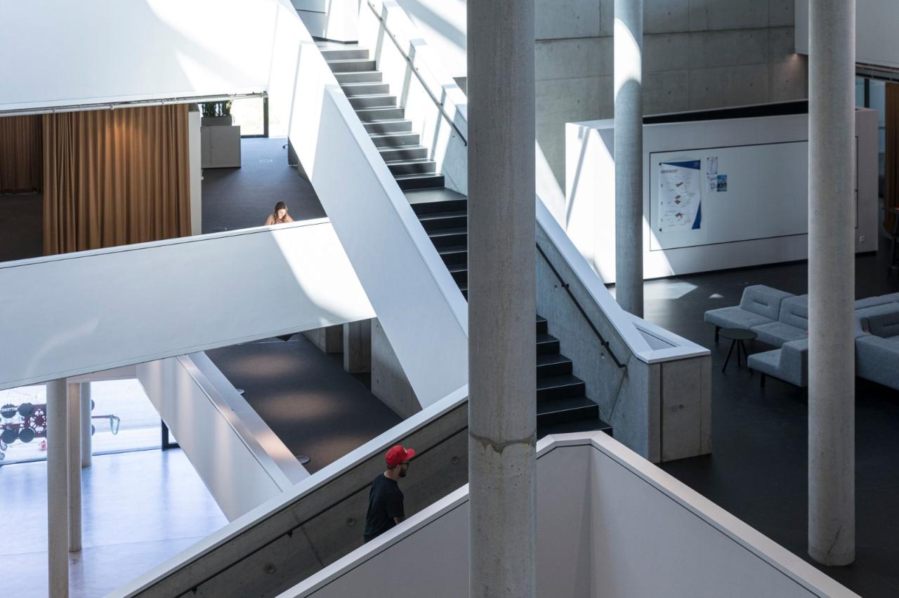 BIM建筑|随太阳路径开合窗帘，baramundi 总部 / 海茵建筑