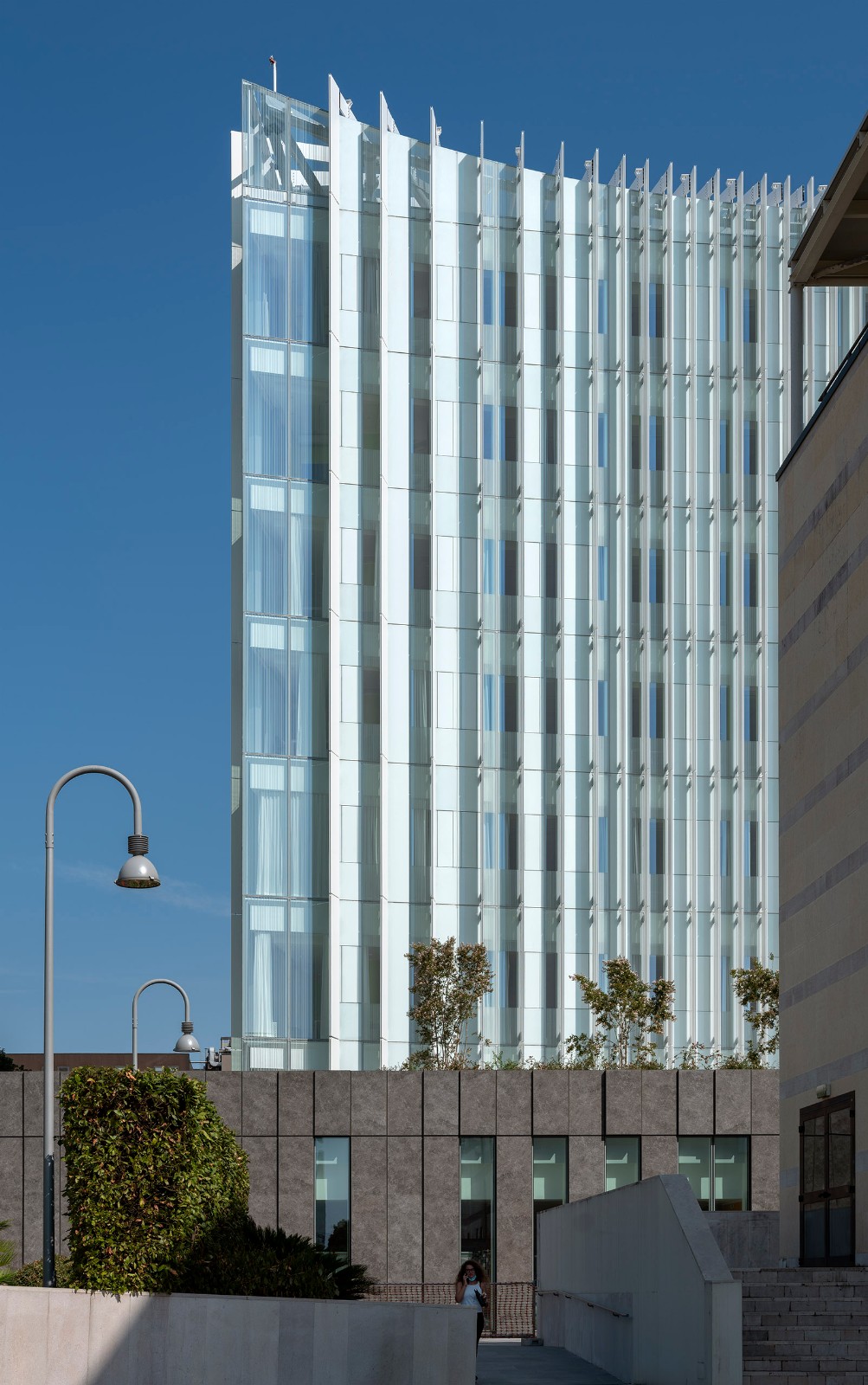 BIM建筑|会吸霾的医院：米兰圣拉斐尔医院新外科和急救中心 / MCA建筑事务所