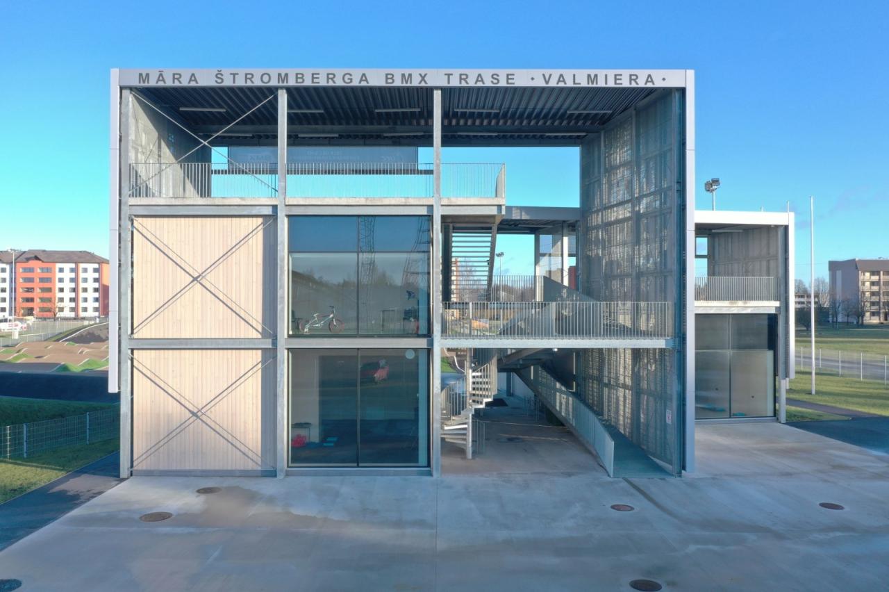 BIM建筑|奥运冠军 Maris Strombergs 的 BMX 赛道 / Balta Istaba