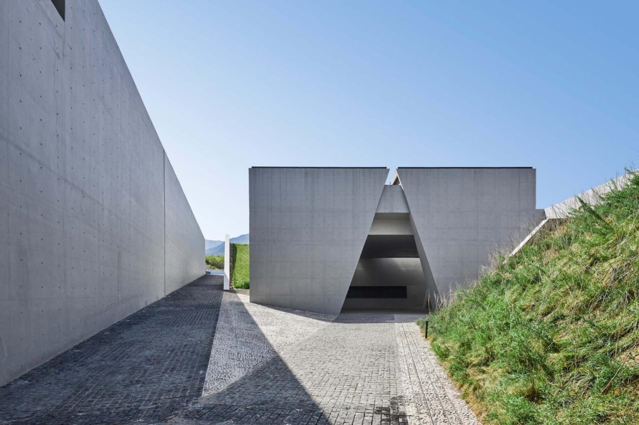 BIM建筑|西安秦始皇帝陵博物院铜车马博物馆 / 止境设计工作室