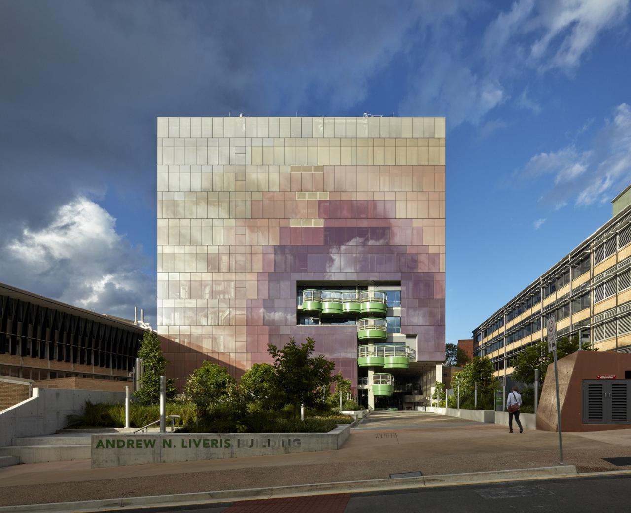 BIM建筑|昆士兰大学化工学院 Andrew N. Liveris，‘圈’出公共空间 / Lyons + m3architecture