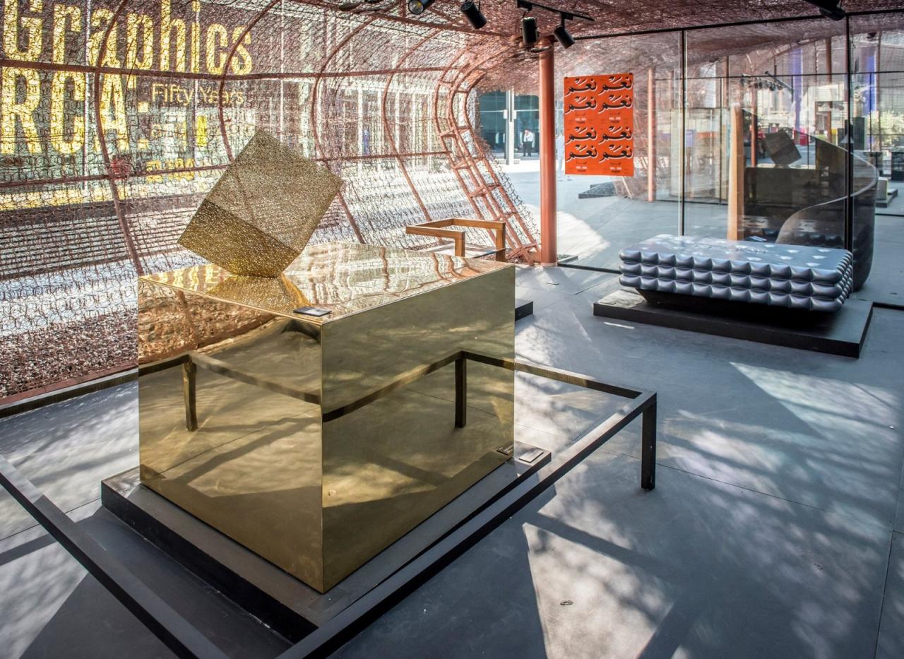 BIM建筑|Abwab 2017：从可回收床垫弹簧到奢华展馆 / Fahed + Architects