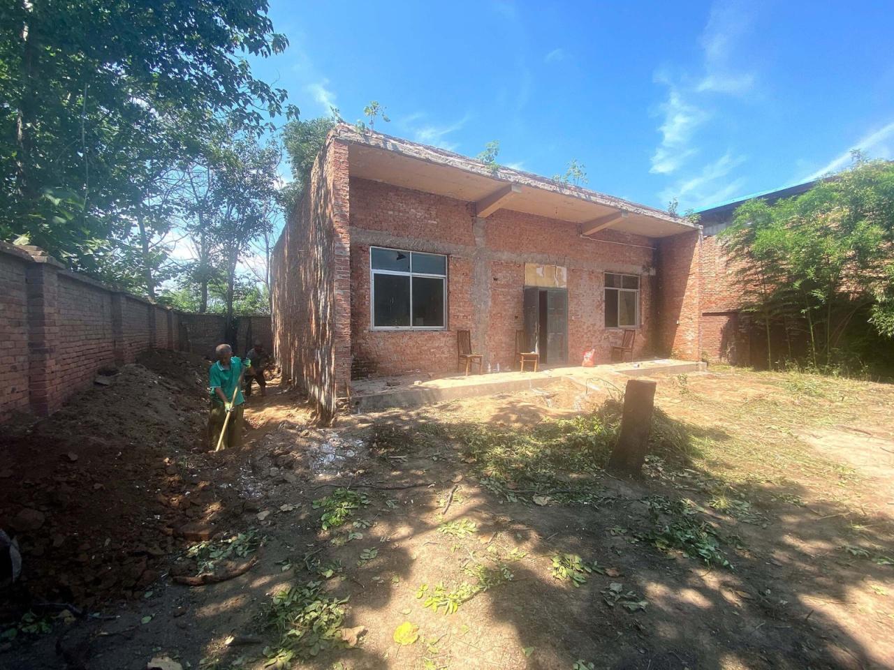 BIM建筑|渭南·巴邑村玻璃砖房 / 西安建筑科技大学设计研究总院