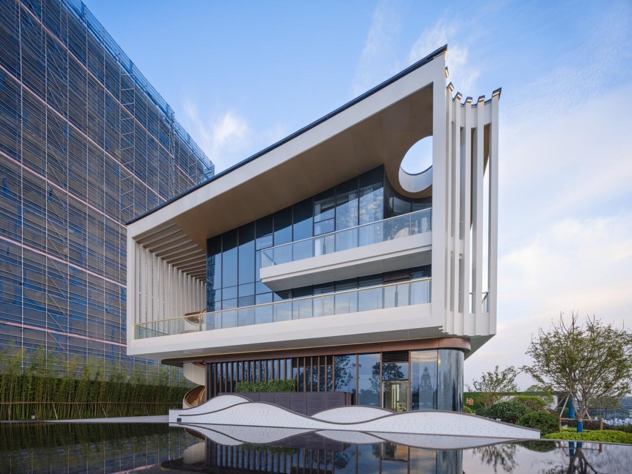 BIM建筑|长三角科大亨芯研究院：在长三角“原点”打造江南水乡式特色产业园 / 三益建筑