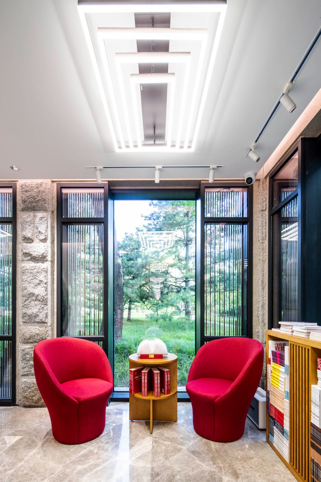 BIM建筑|中央党校大有书廊改造设计 ——场所精神的再生与重奏 / 中国建筑科学研究院有限公司建筑设计院