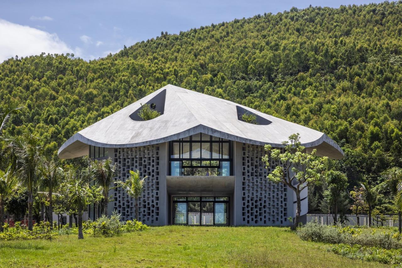 BIM建筑|‘帽子’屋，万花筒办公室与住宅 / Inrestudio，Kosuke Nishijima