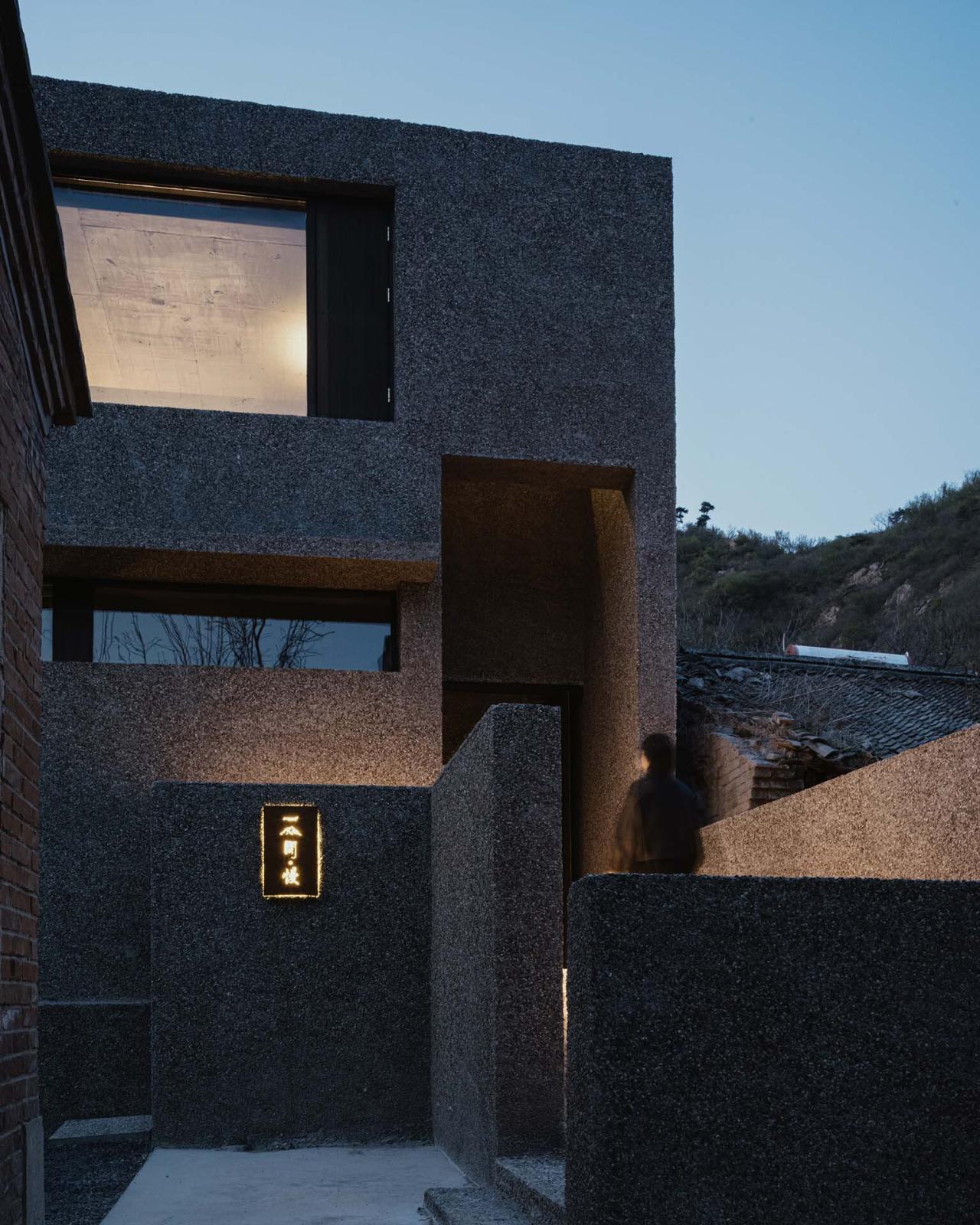 BIM建筑|一山间慢院：长城下的桥 / 叙事空间建筑事务所