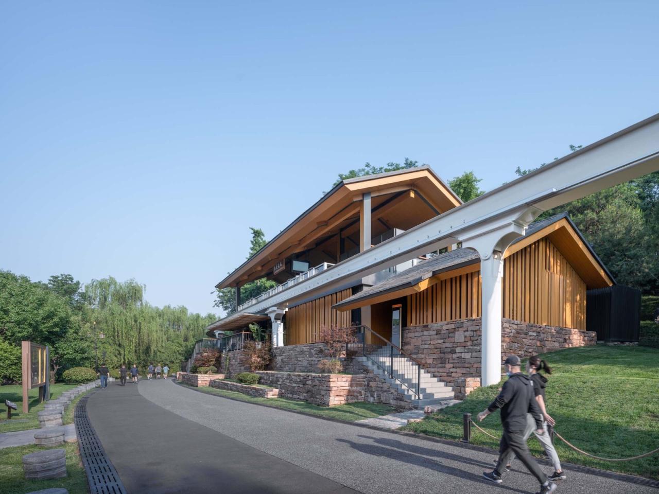 BIM建筑|曲江旅游观光轻轨站点改造提升 / 上海秉仁建筑师事务所