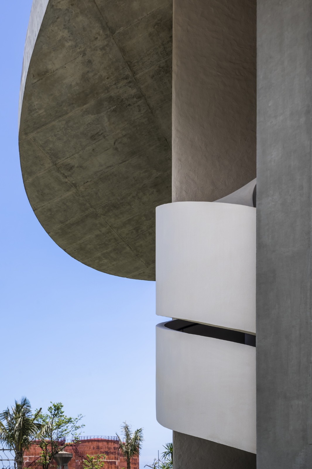 BIM建筑|‘帽子’屋，万花筒办公室与住宅 / Inrestudio，Kosuke Nishijima