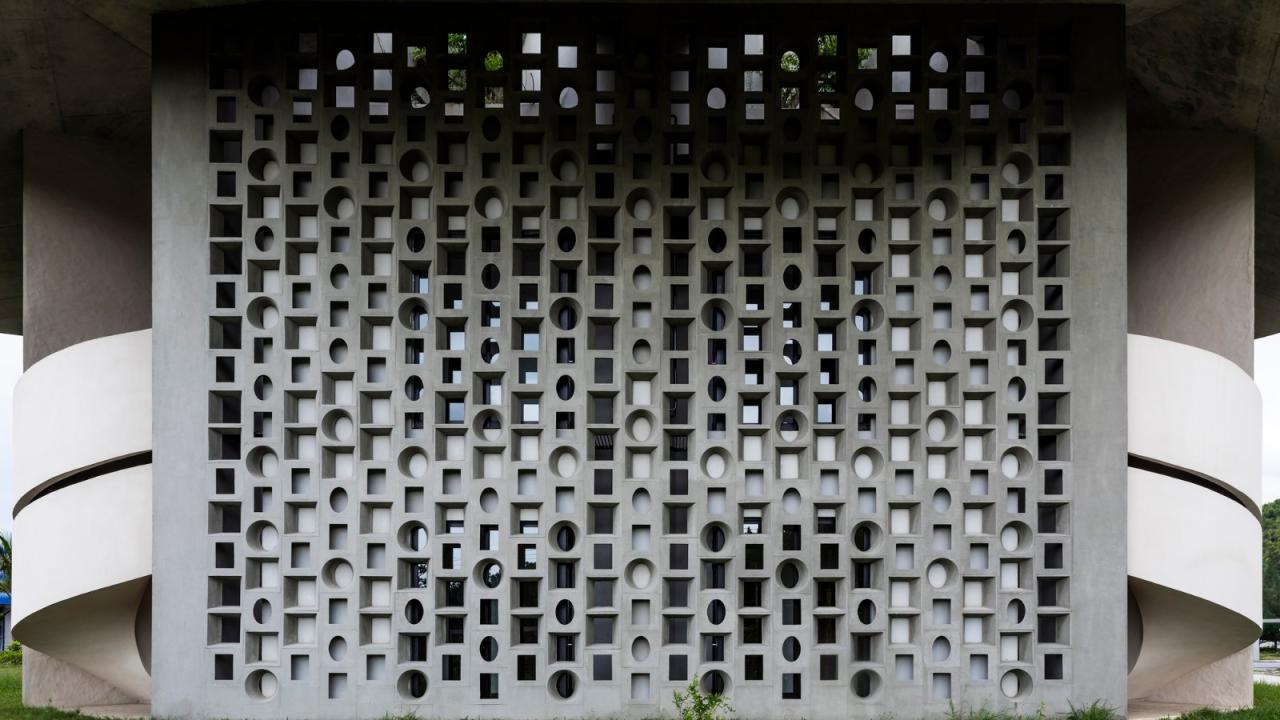 BIM建筑|‘帽子’屋，万花筒办公室与住宅 / Inrestudio，Kosuke Nishijima