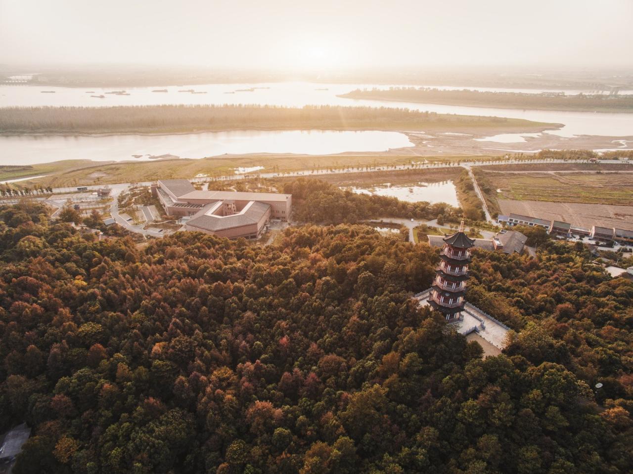 BIM建筑|叠加情感，构筑建筑 ：铜官窑遗址博物馆 / 罗劲工作室