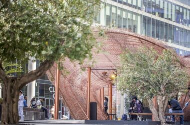 BIM建筑|Abwab 2017：从可回收床垫弹簧到奢华展馆 / Fahed + Architects-BIM建筑网