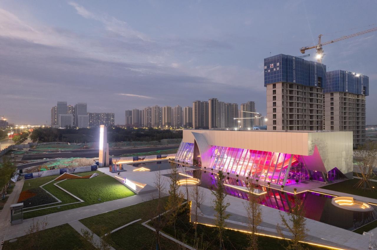 BIM建筑|西安泾河新城崇文郎樾展示中心 / aoe事建组