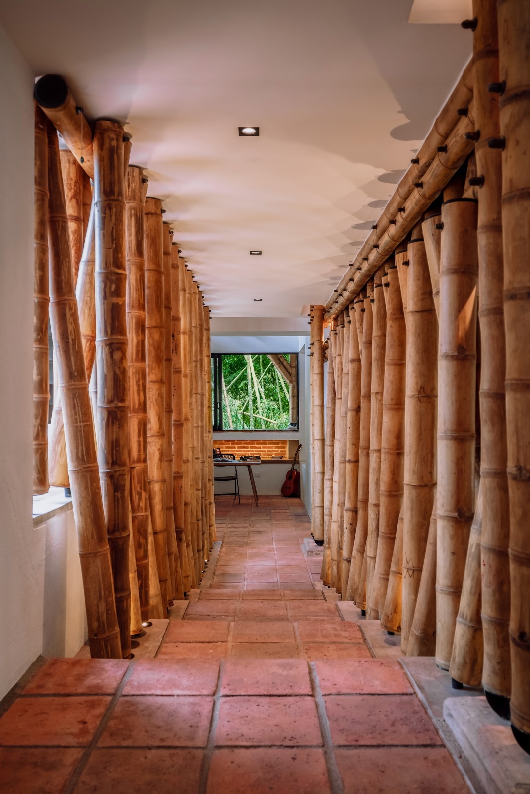 BIM建筑|竹林‘环绕’，Milguaduas 住宅 / ritmo arquitectos