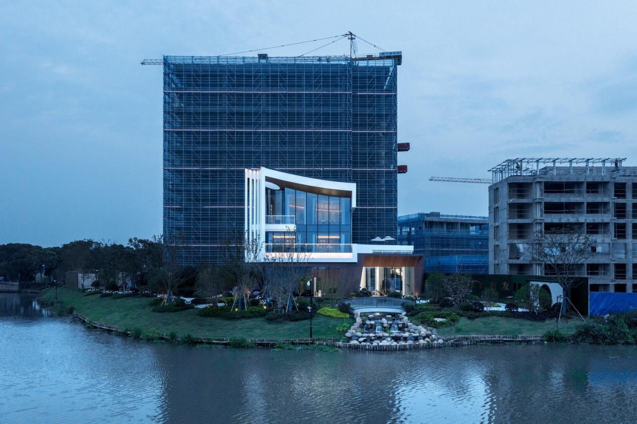 BIM建筑|长三角科大亨芯研究院：在长三角“原点”打造江南水乡式特色产业园 / 三益建筑