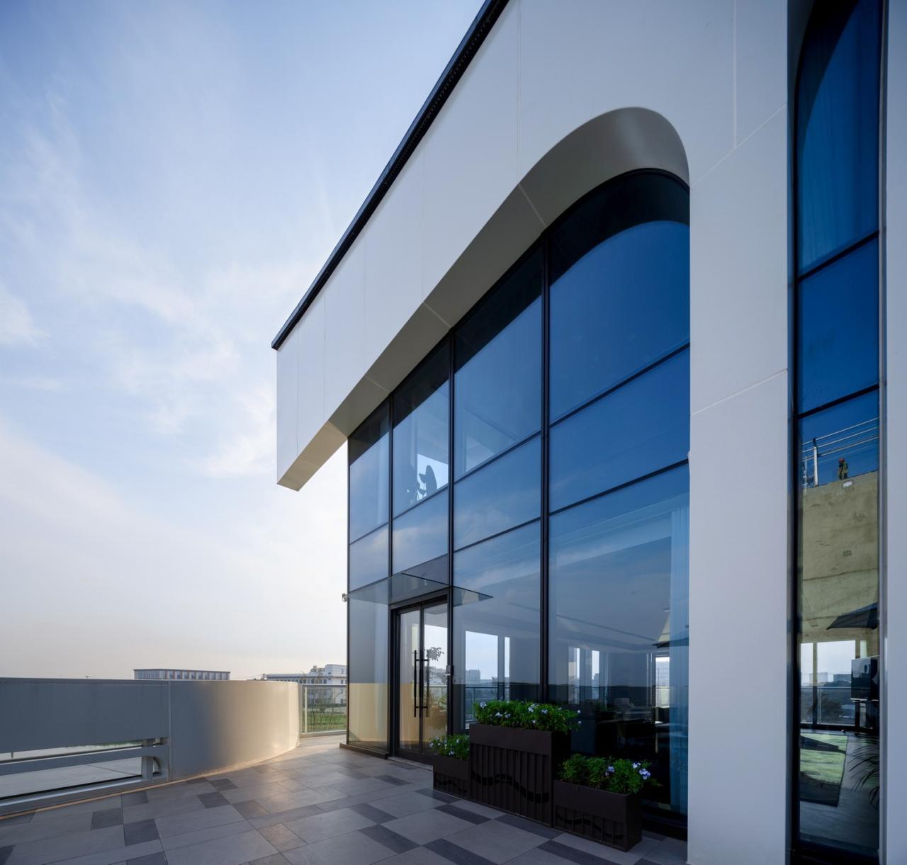 BIM建筑|长三角科大亨芯研究院：在长三角“原点”打造江南水乡式特色产业园 / 三益建筑