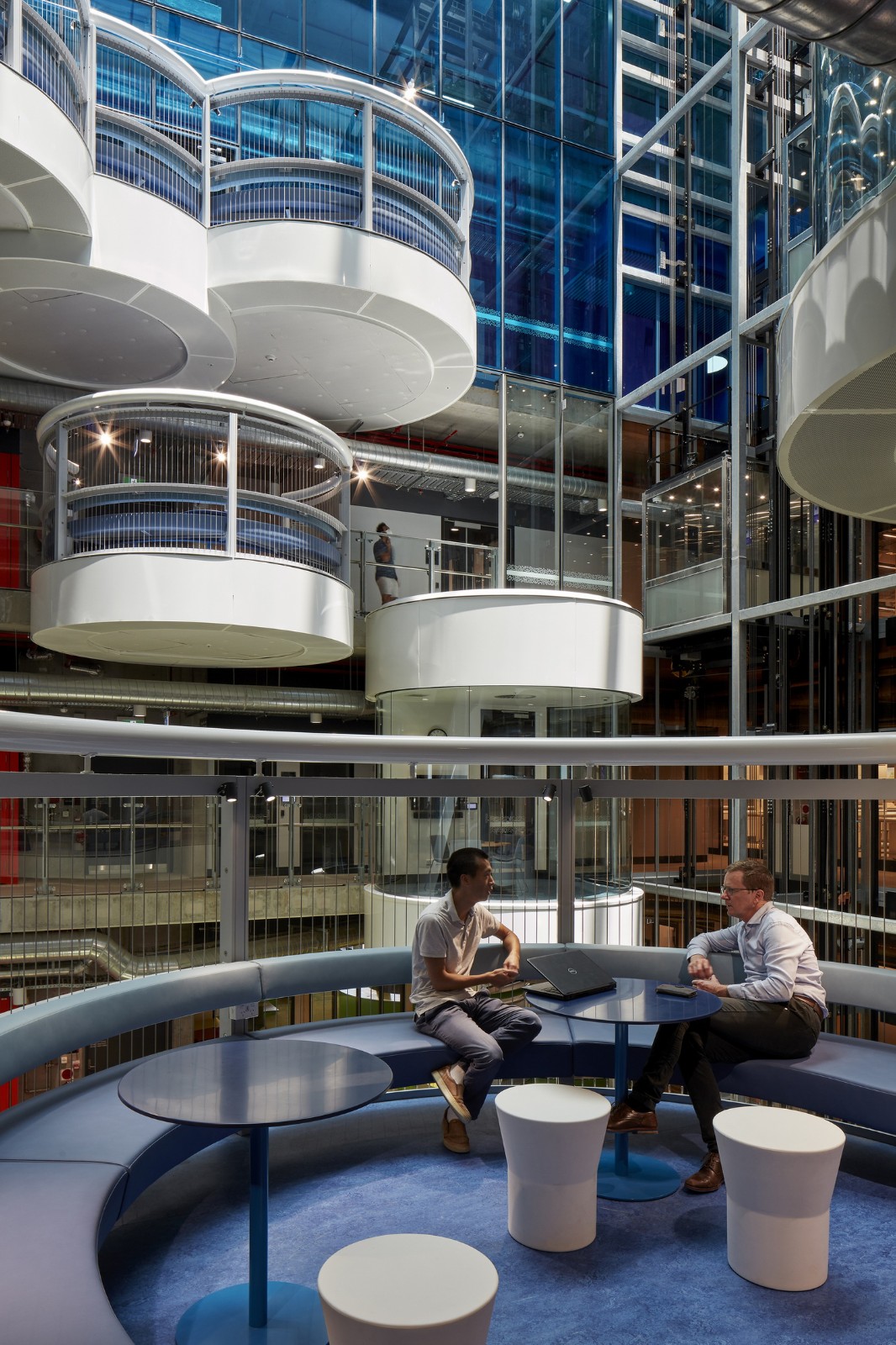 BIM建筑|昆士兰大学化工学院 Andrew N. Liveris，‘圈’出公共空间 / Lyons + m3architecture