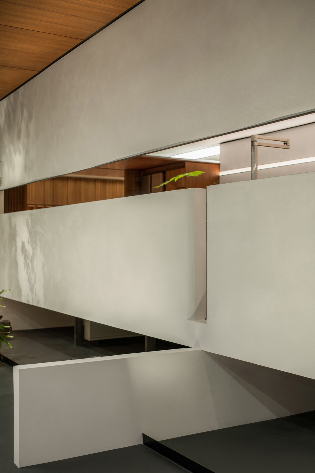 BIM建筑|一种材料与当代建构的情绪平衡：本木展厅 / 蜂鸟设计